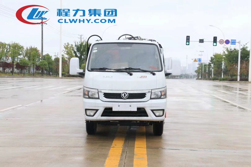 東風(fēng)途逸壓縮式垃圾車高清圖